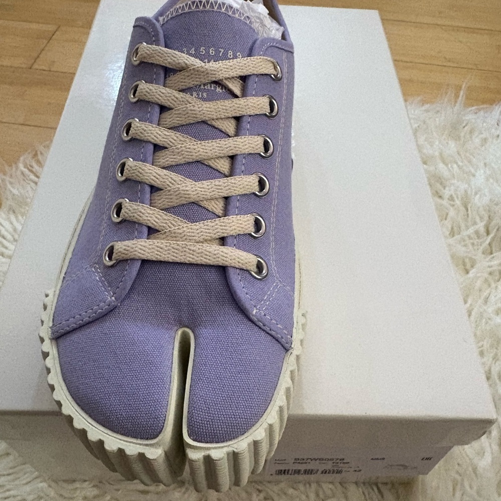 Maison Martin Margiela Women's Lavender Canvas Sneakers